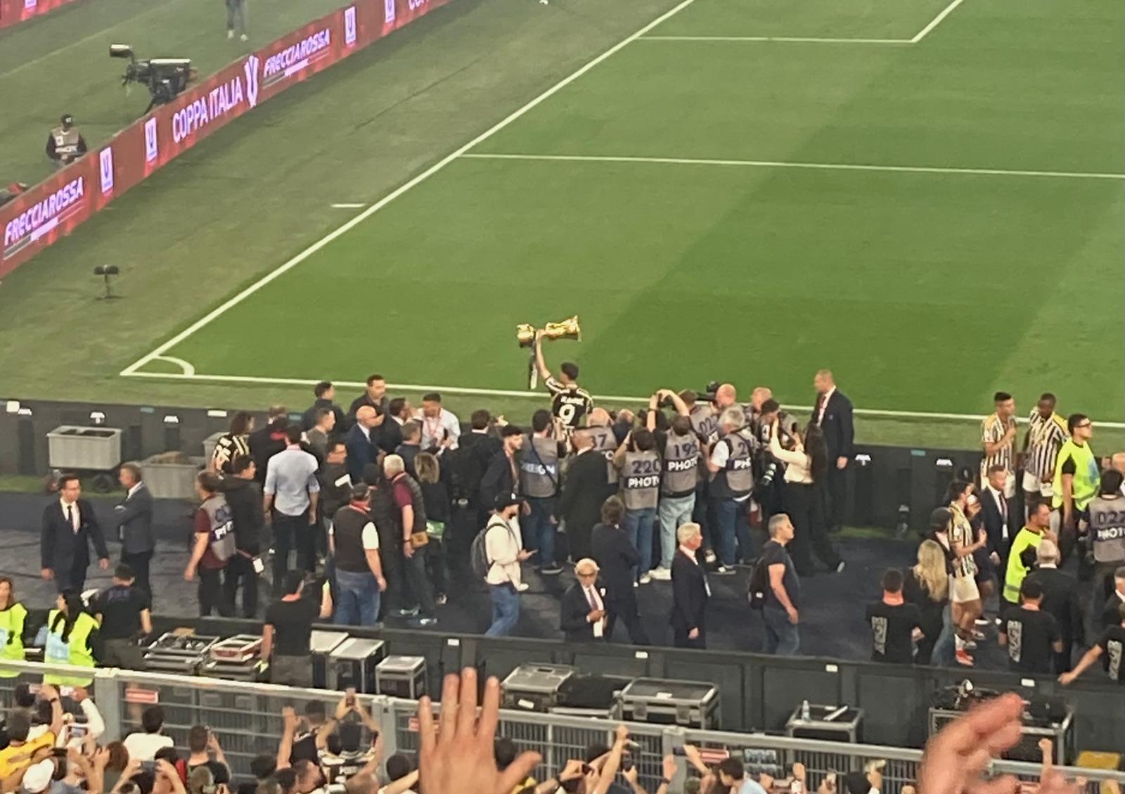 vlahovic juventus pokalsieg