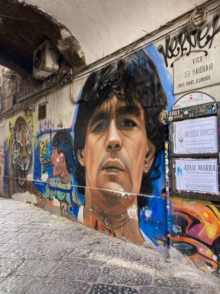 Maradona Graffiti in Napoli.